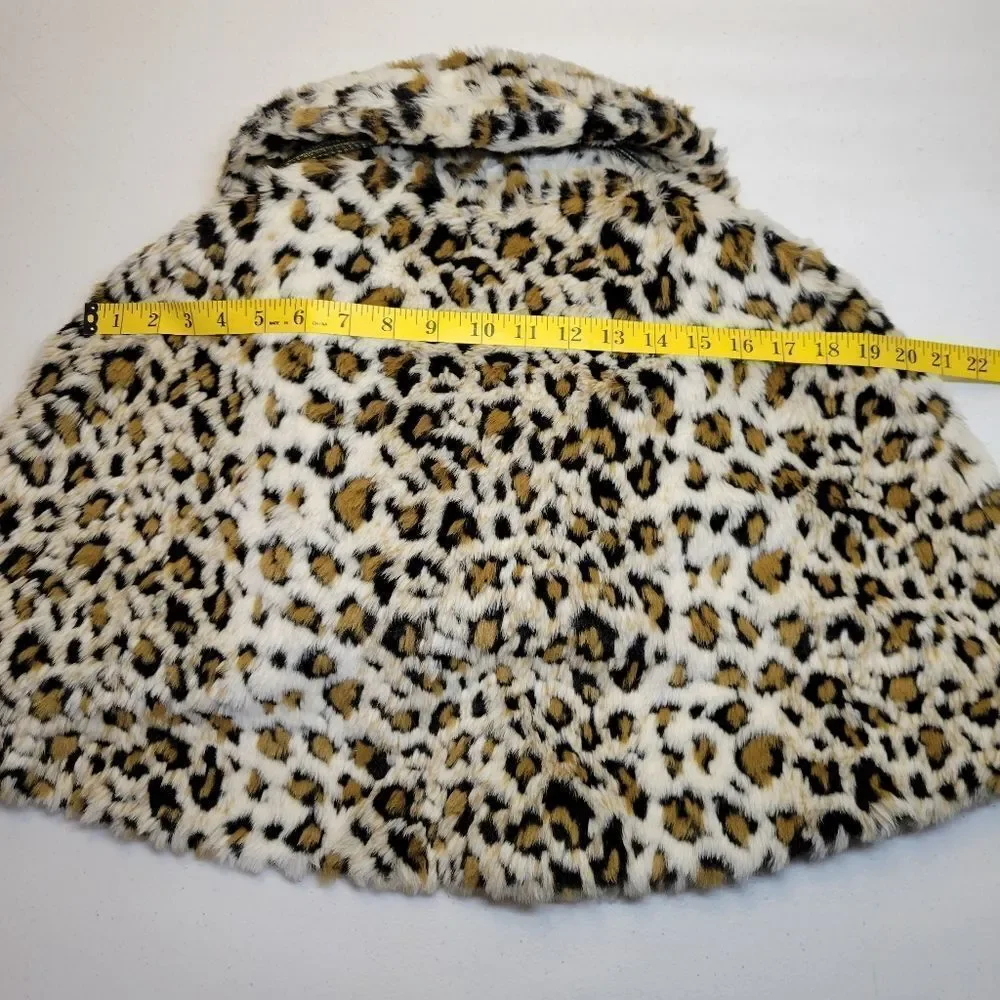 Newport News Y2K or 90s Leopard Print Faux Fur Cape with Bow